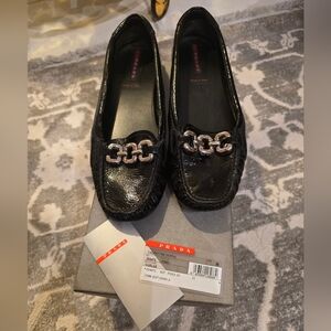 PRADA patent leather vintage woman moccasins. Size 38